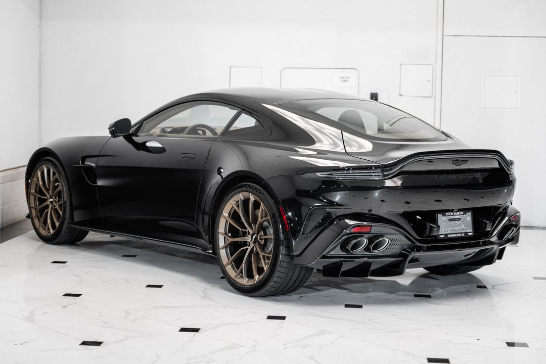 2026 ASTON MARTIN VANTAGE