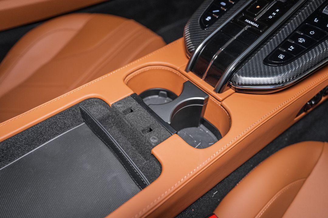 2026 ASTON MARTIN VANTAGE