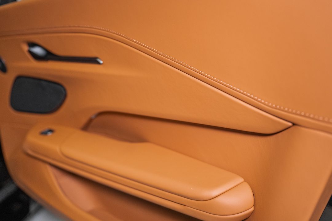 2026 ASTON MARTIN VANTAGE