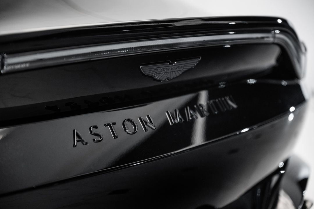 2026 ASTON MARTIN VANTAGE