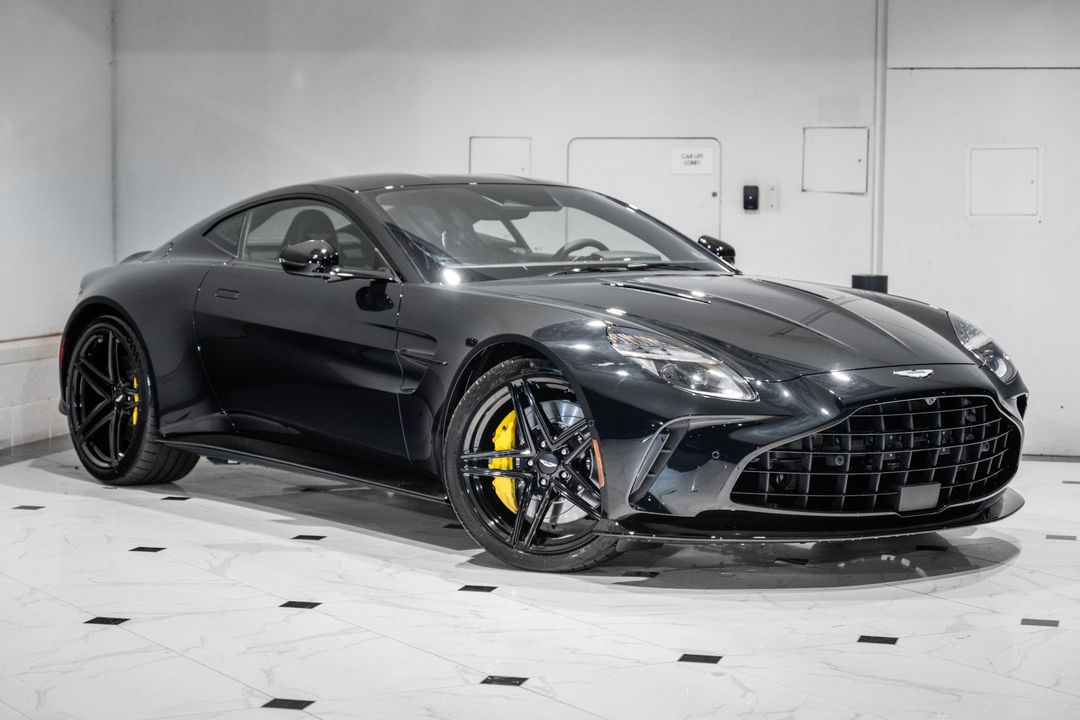 2026 Aston Martin VANTAGE