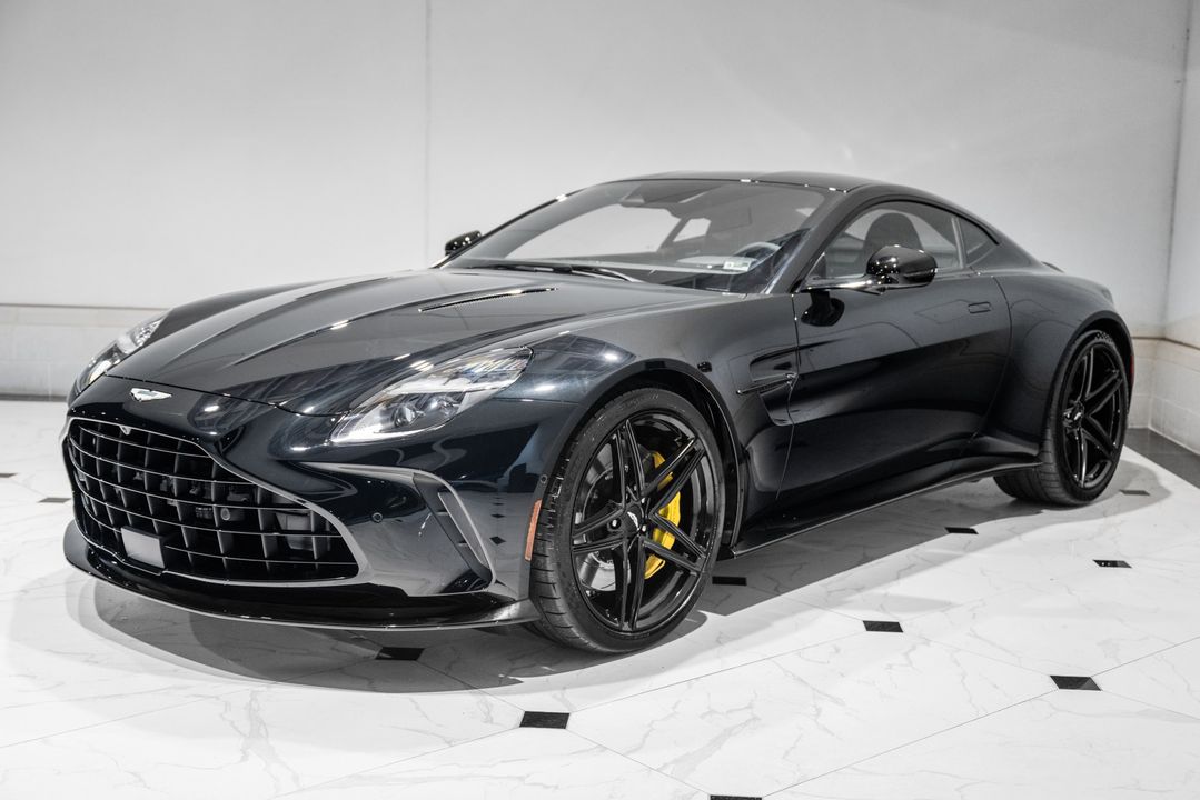 2026 Aston Martin VANTAGE