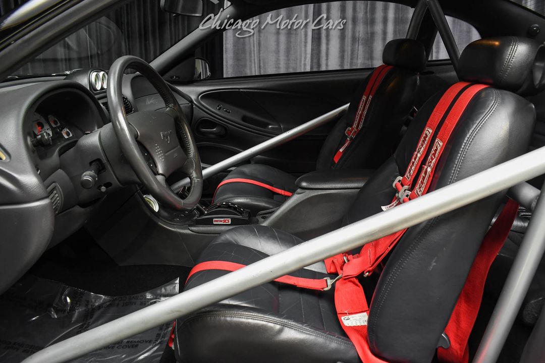 2000 Ford Mustang