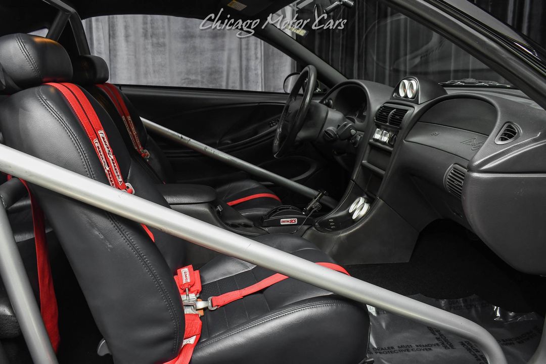 2000 Ford Mustang