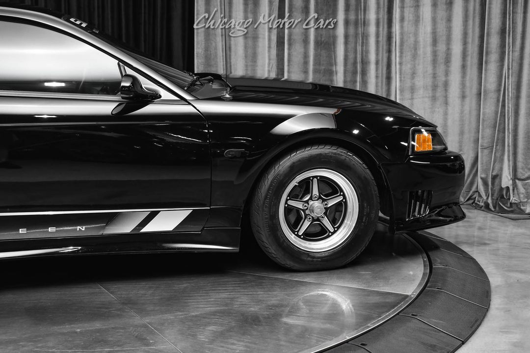 2000 Ford Mustang