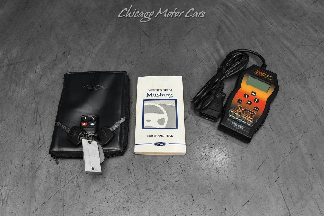 2000 Ford Mustang