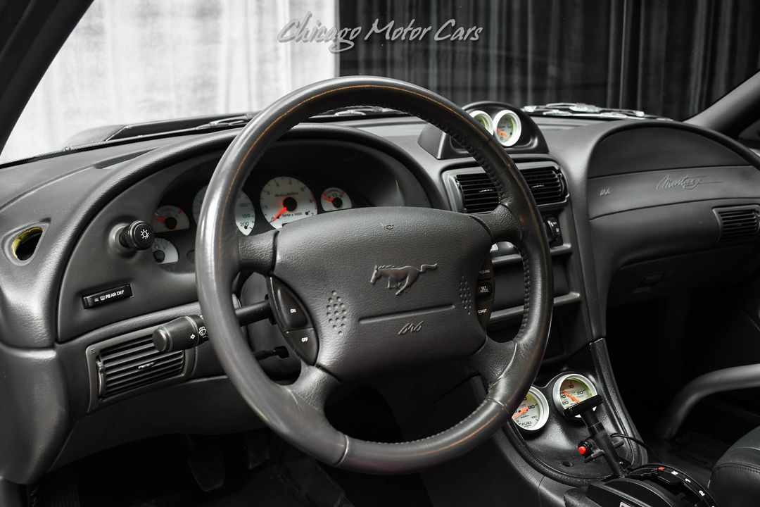 2000 Ford Mustang