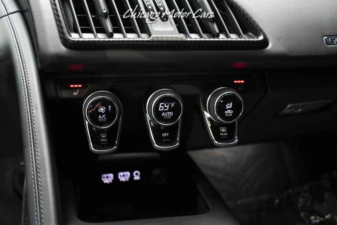 2017 Audi R8 V10 Plus