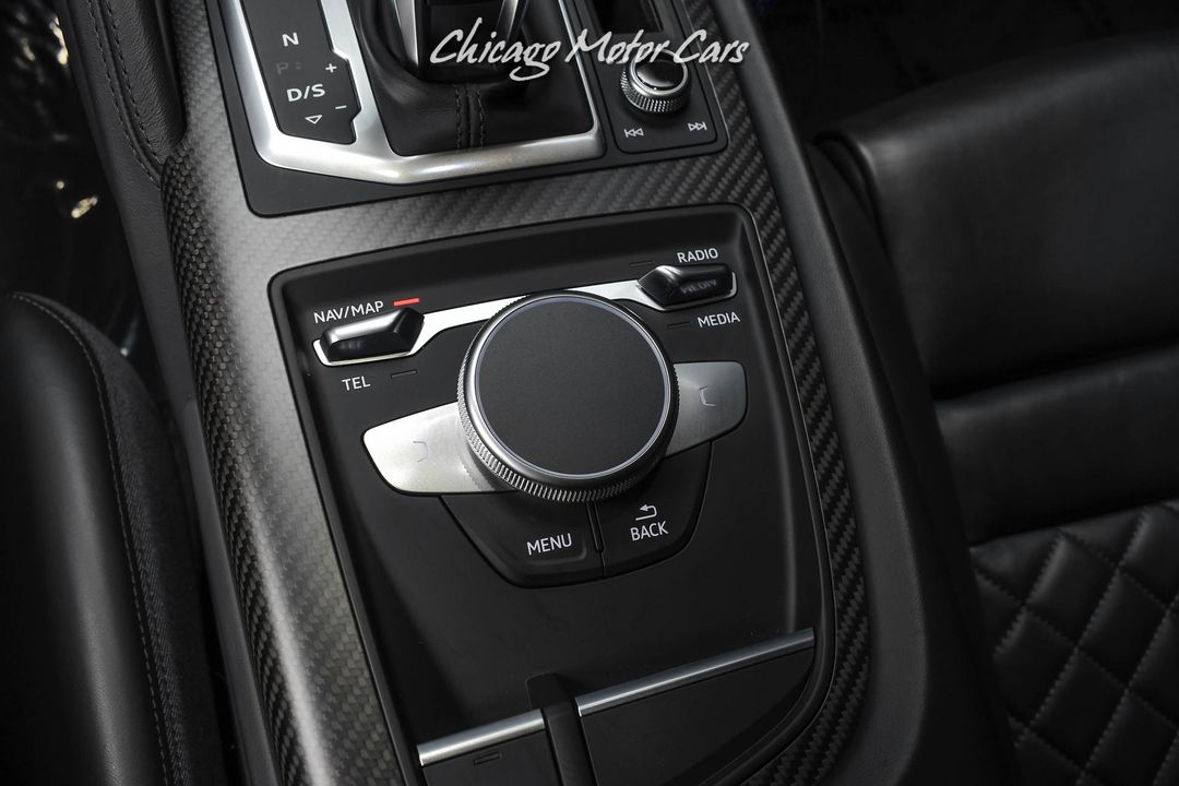 2017 Audi R8 V10 Plus