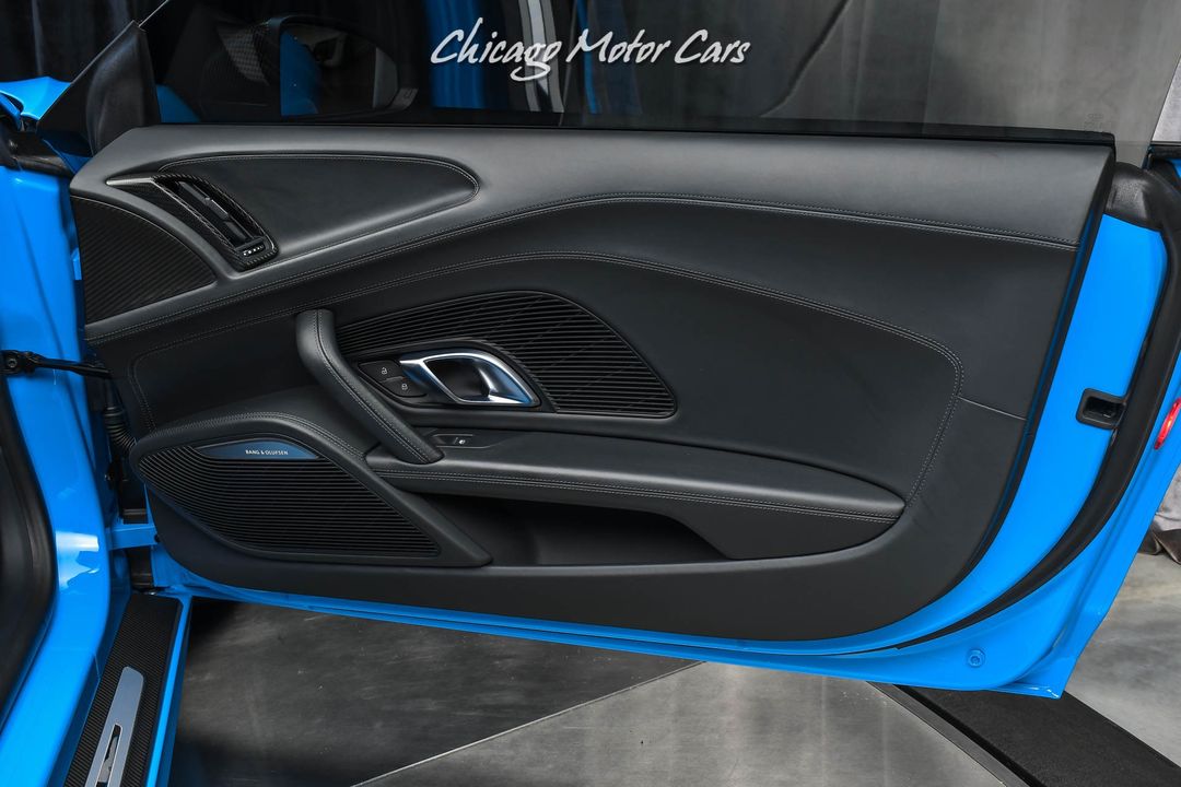 2017 Audi R8 V10 Plus