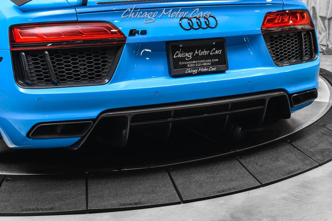 2017 Audi R8 V10 Plus