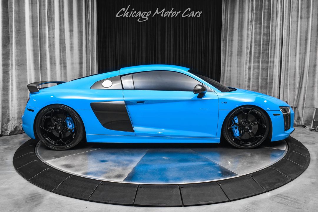 2017 Audi R8 V10 Plus