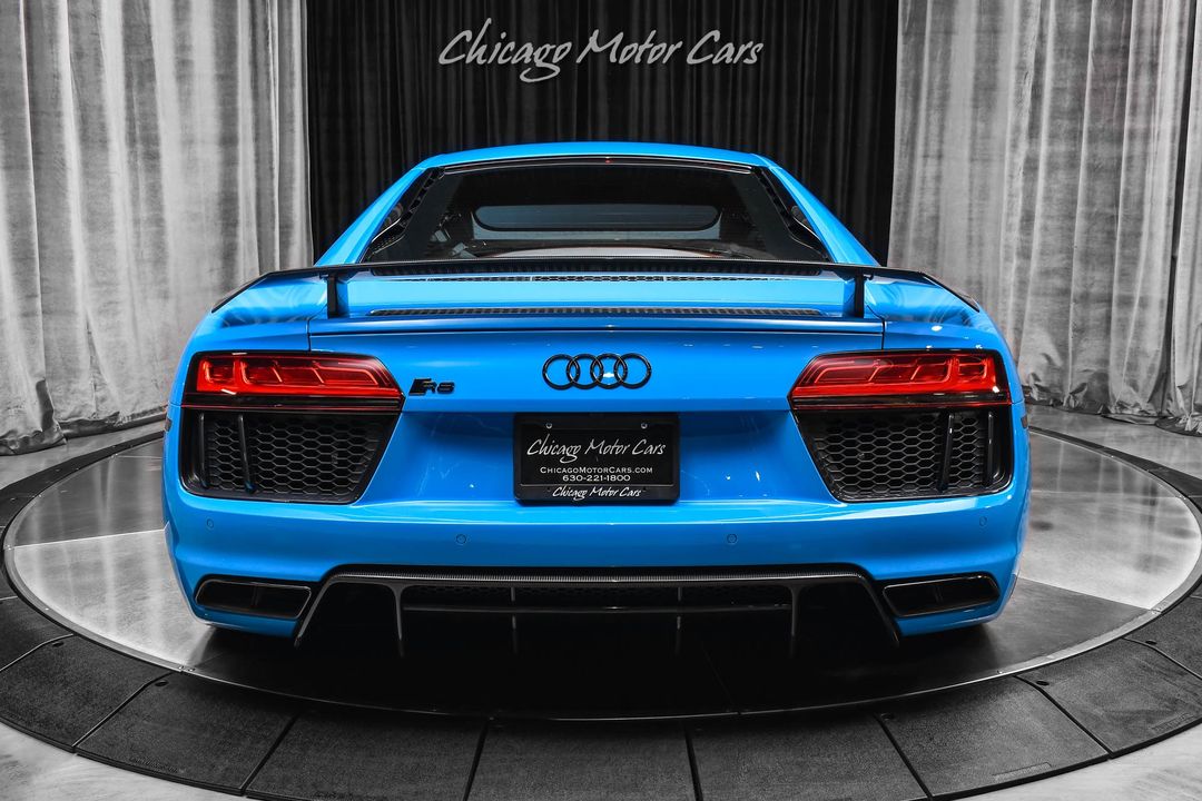 2017 Audi R8 V10 Plus