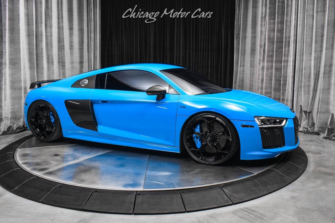 2017 Audi R8 V10 Plus