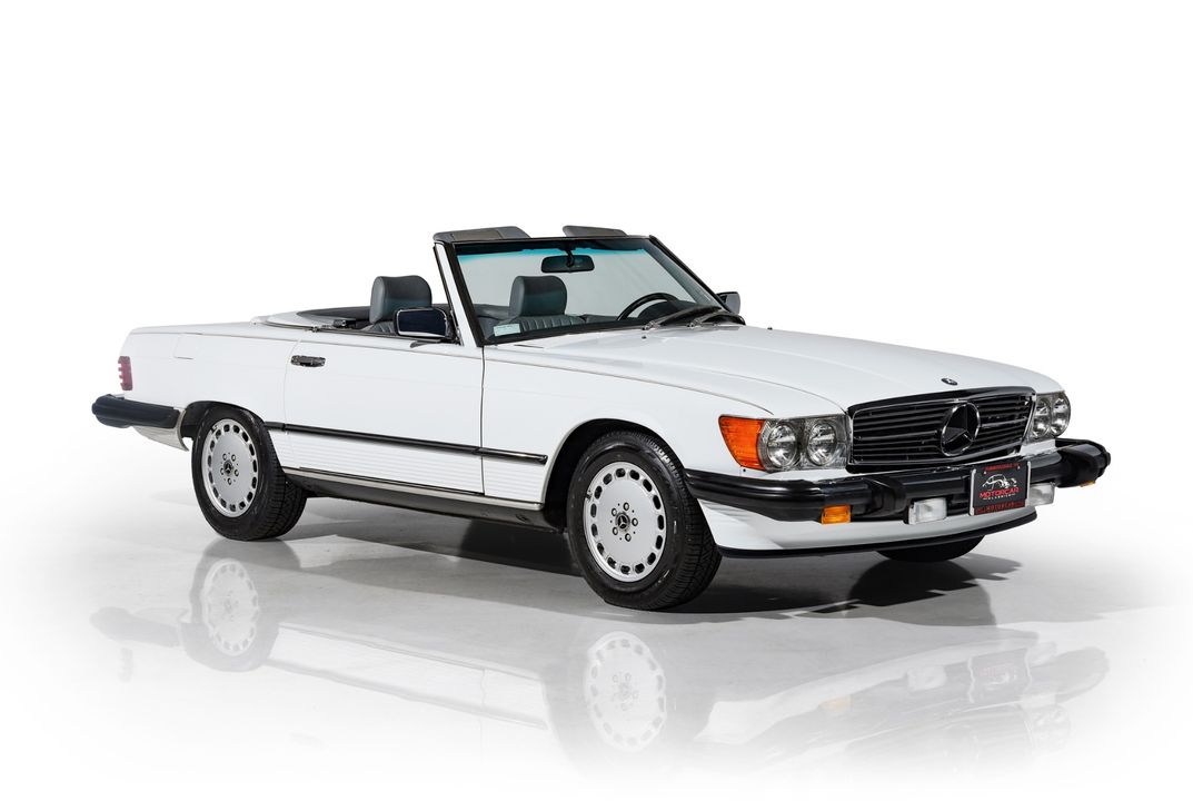 1989 Mercedes-Benz 560-Class