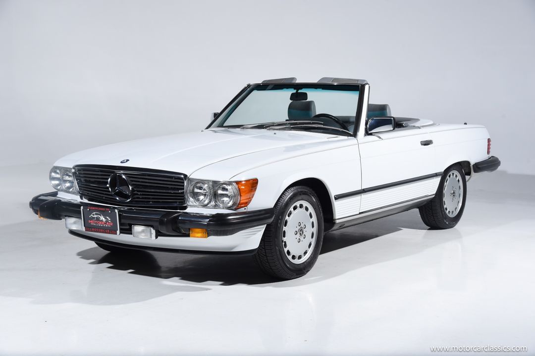 1989 Mercedes-Benz 560-Class