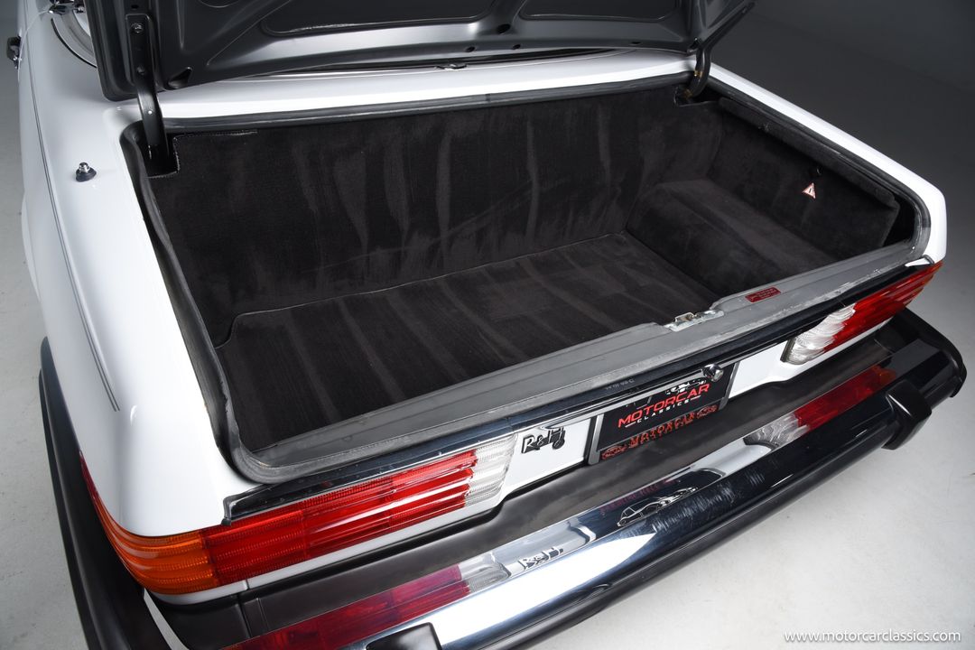 1989 Mercedes-Benz 560-Class