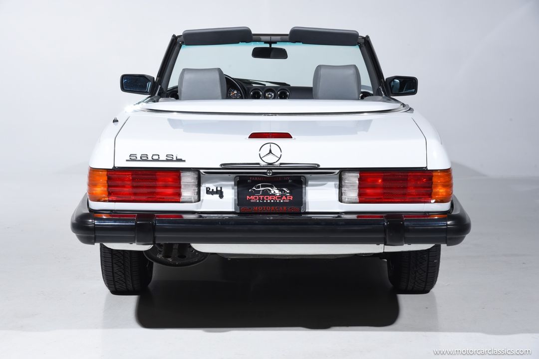 1989 Mercedes-Benz 560-Class