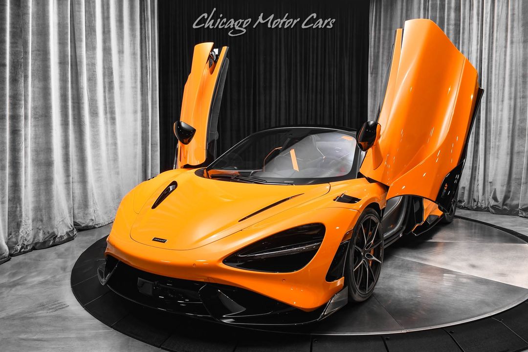 2022 McLaren 765LT Spider