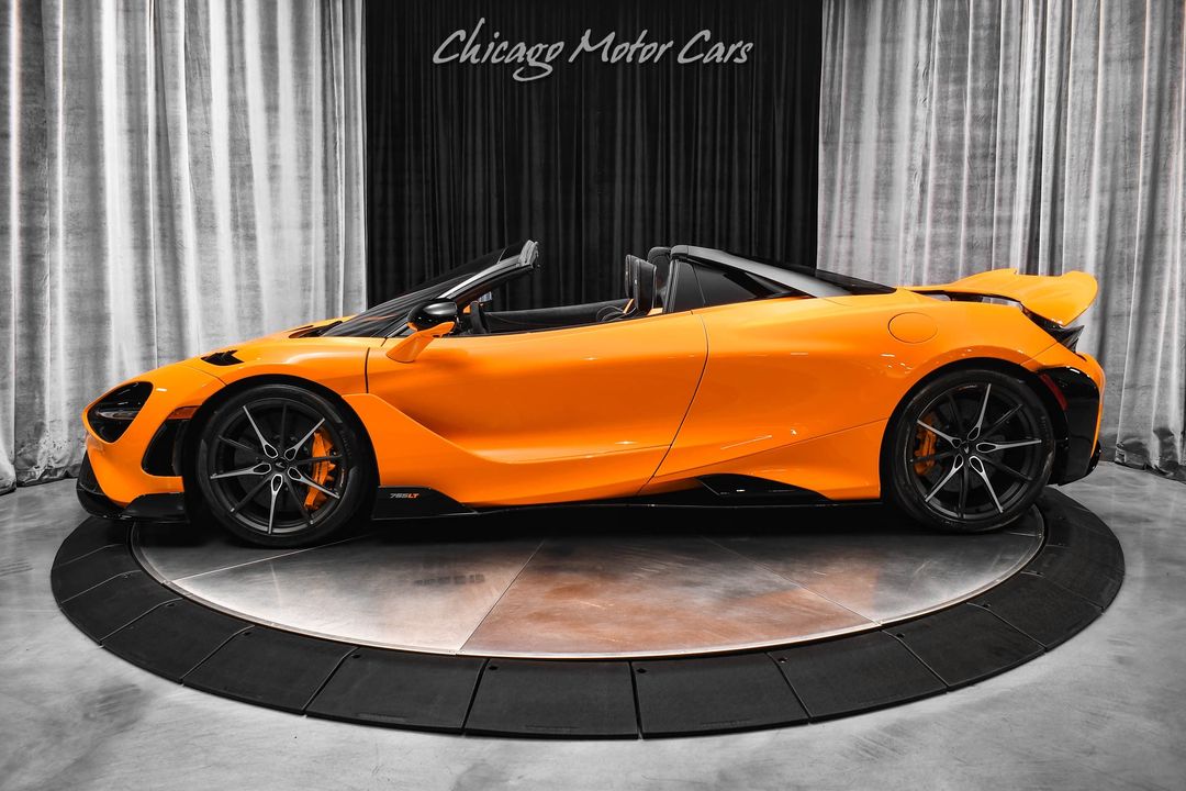 2022 McLaren 765LT Spider