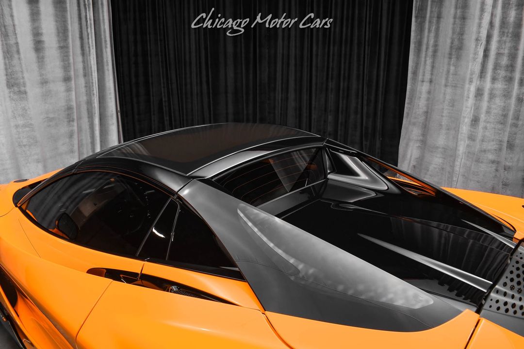 2022 McLaren 765LT Spider