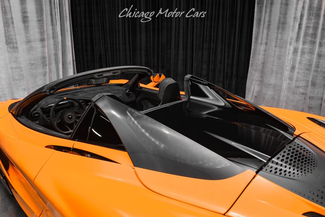 2022 McLaren 765LT Spider