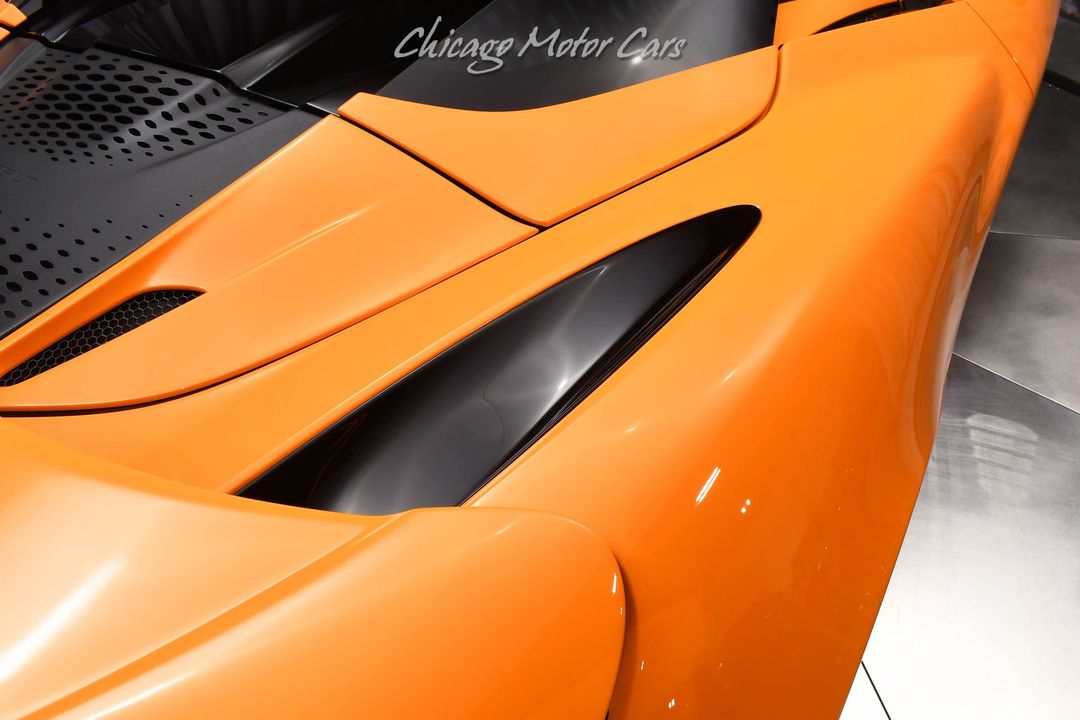 2022 McLaren 765LT Spider