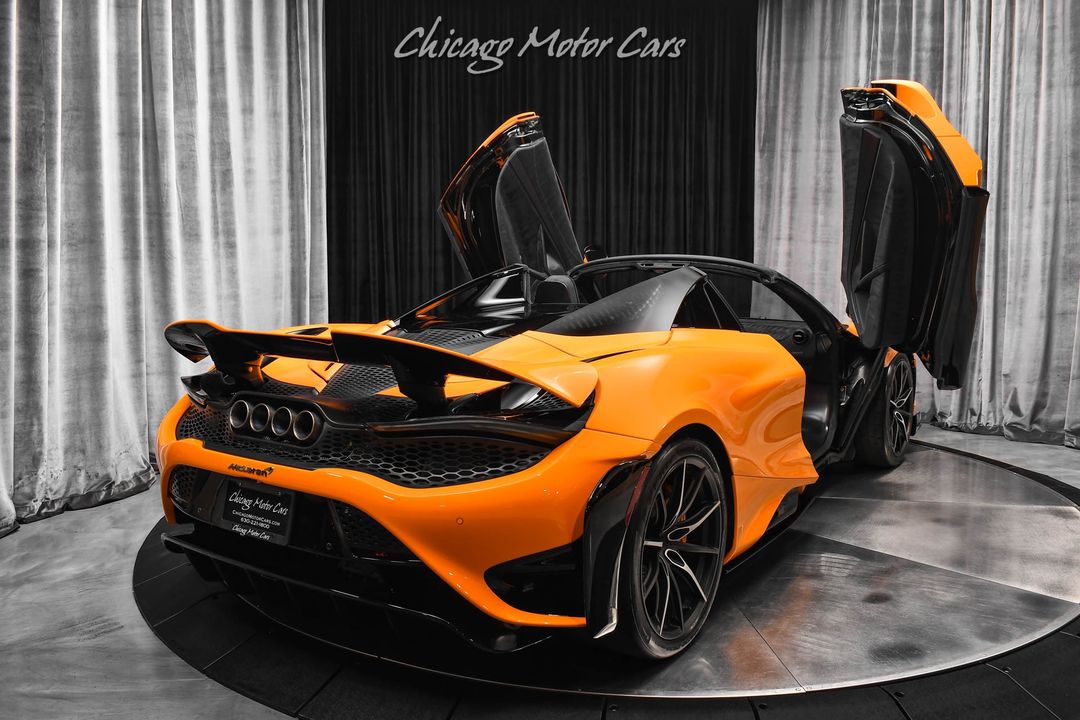 2022 McLaren 765LT Spider