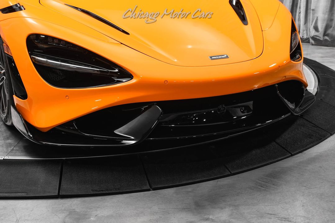 2022 McLaren 765LT Spider