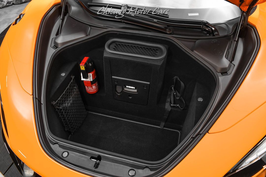 2022 McLaren 765LT Spider