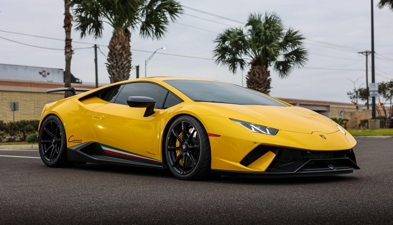 2018 Lamborghini Huracan LP640-4 Performante