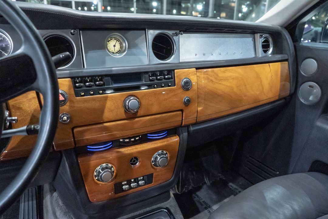 2004 Rolls-Royce Phantom