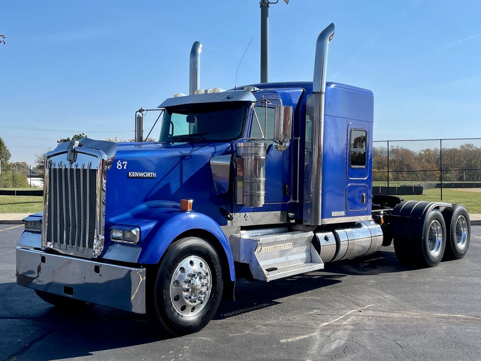 2016 Kenworth W900L
