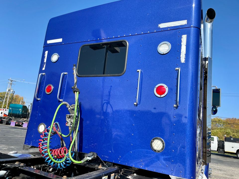 2016 Kenworth W900L