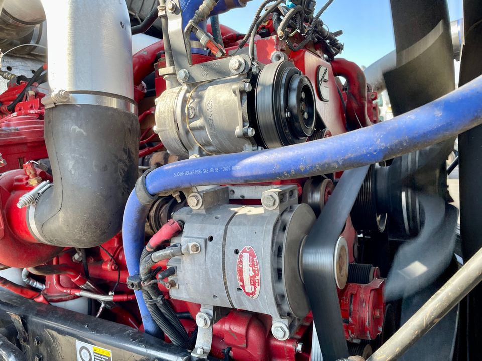 2016 Kenworth W900L