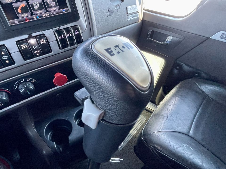 2016 Kenworth W900L