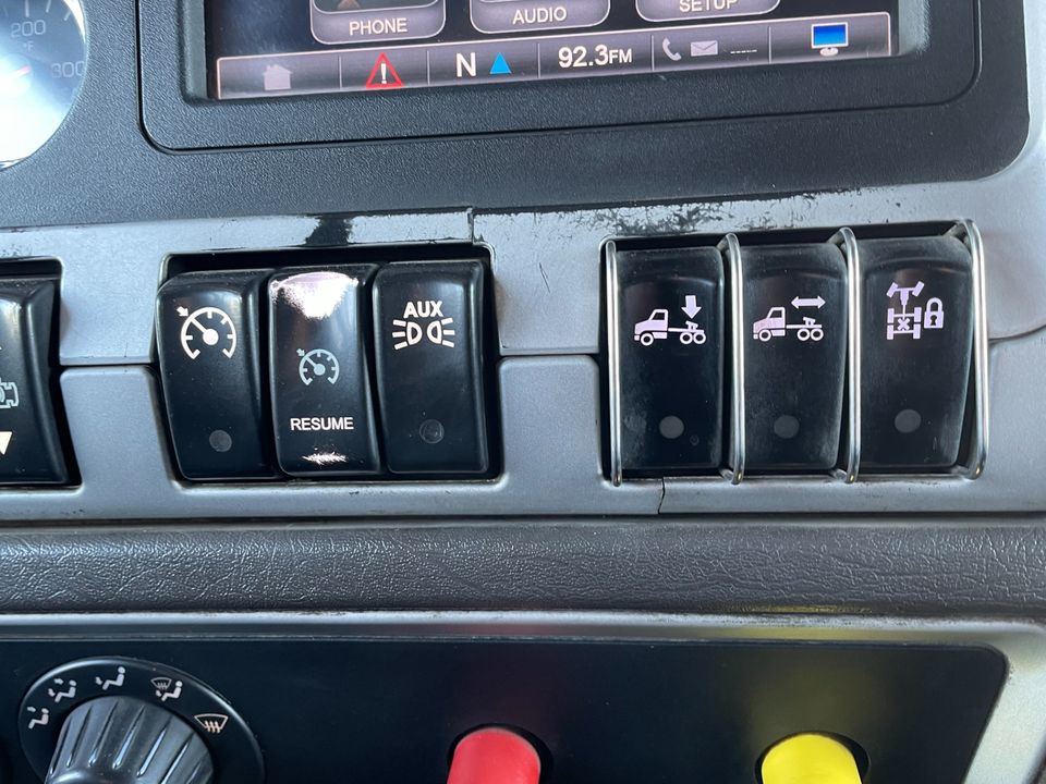 2016 Kenworth W900L