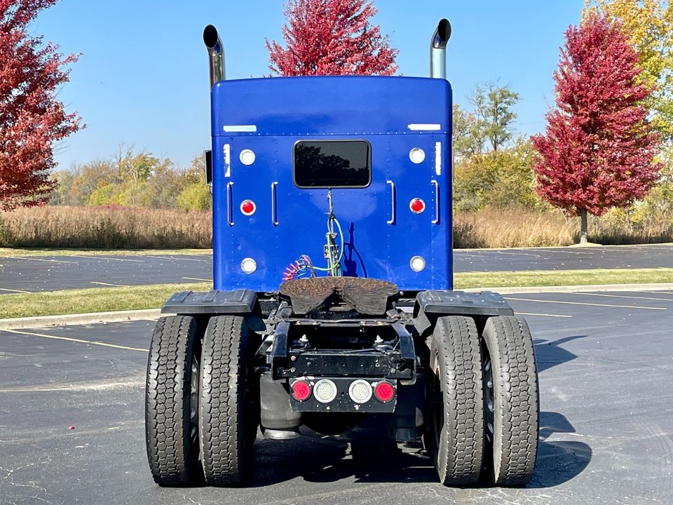 2016 Kenworth W900L