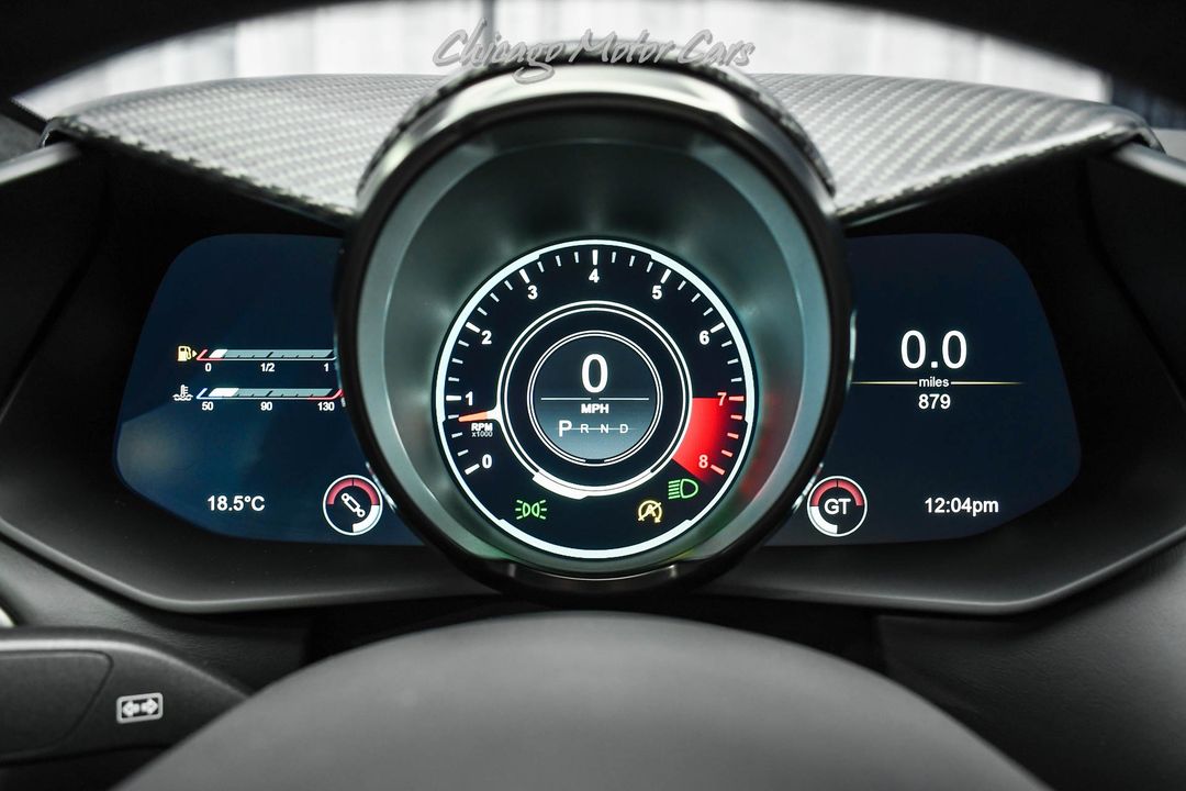 2020 Aston Martin DBS