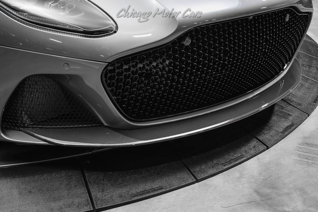 2020 Aston Martin DBS
