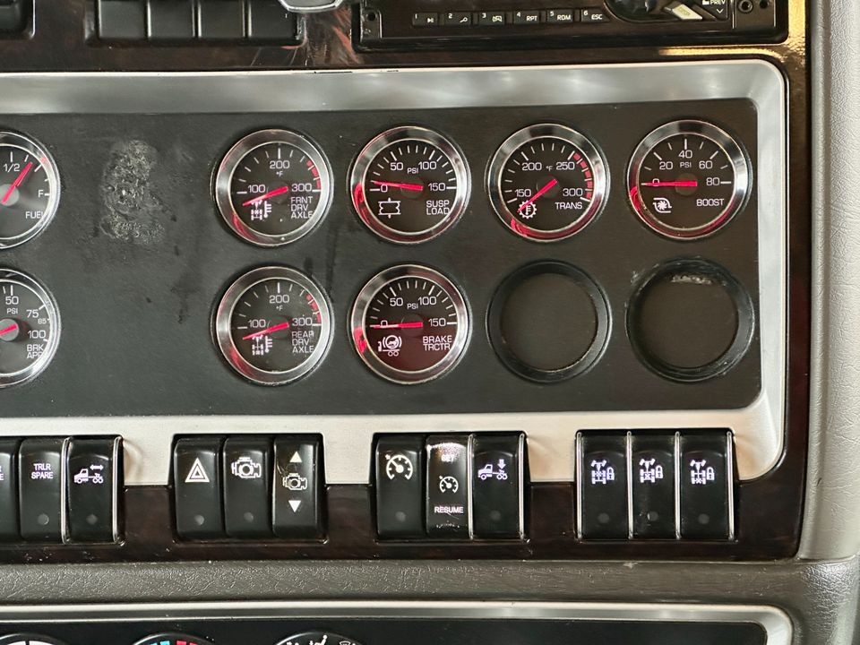 2017 Kenworth W900