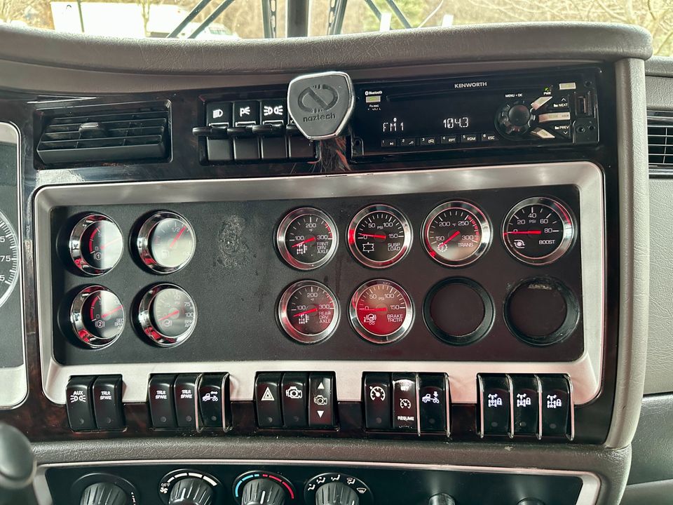 2017 Kenworth W900