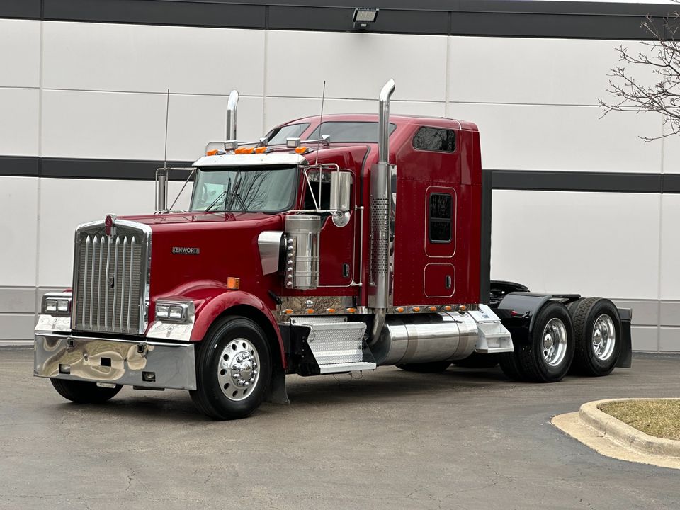 2017 Kenworth W900