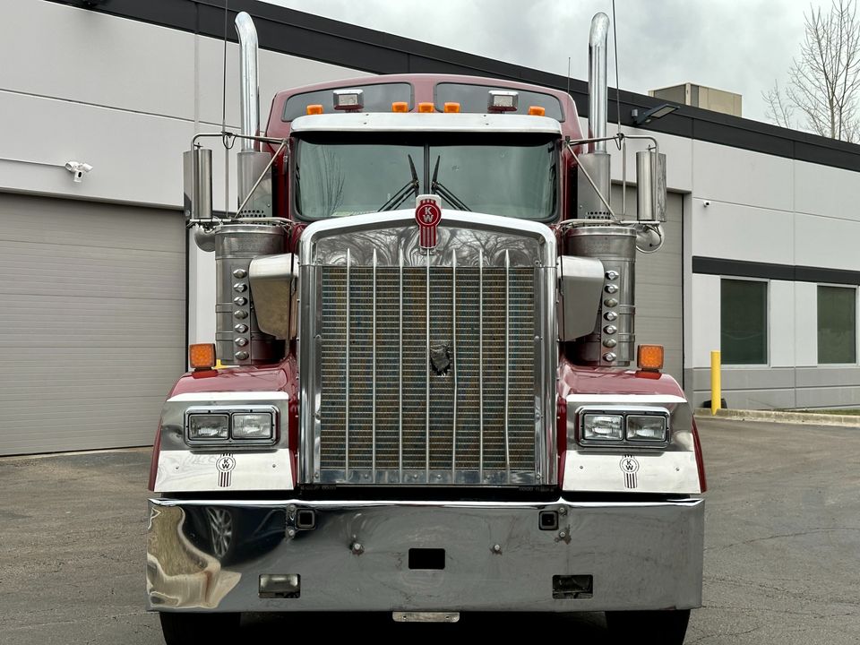 2017 Kenworth W900
