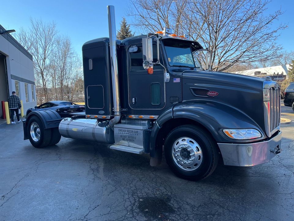 2010 Peterbilt 384
