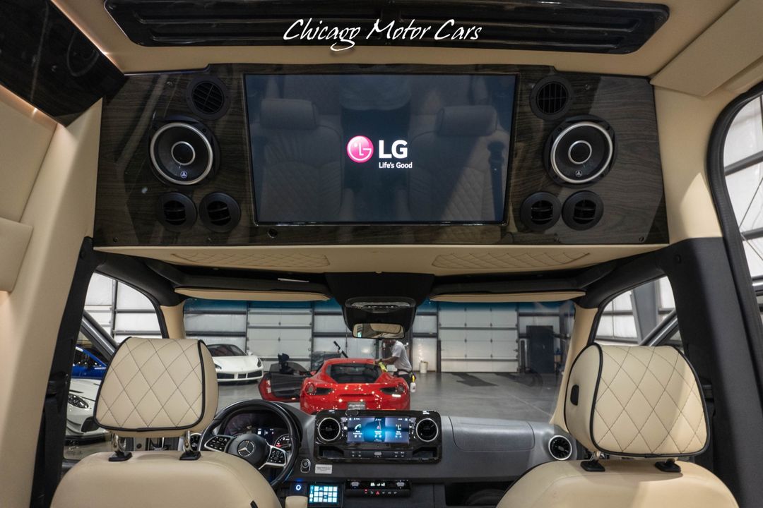 2019 Mercedes-Benz Sprinter Ultimate Toys