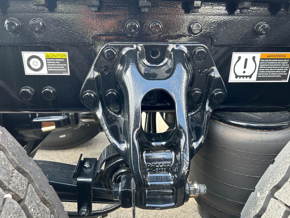 2023 Peterbilt 389 Conventional