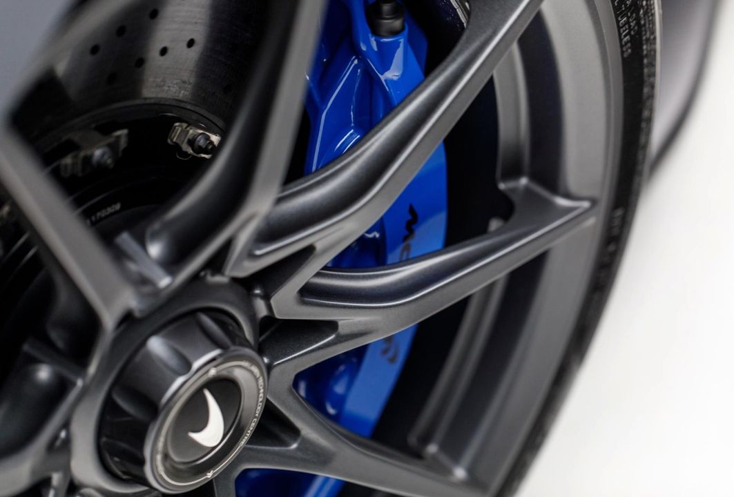 2019 McLaren Senna