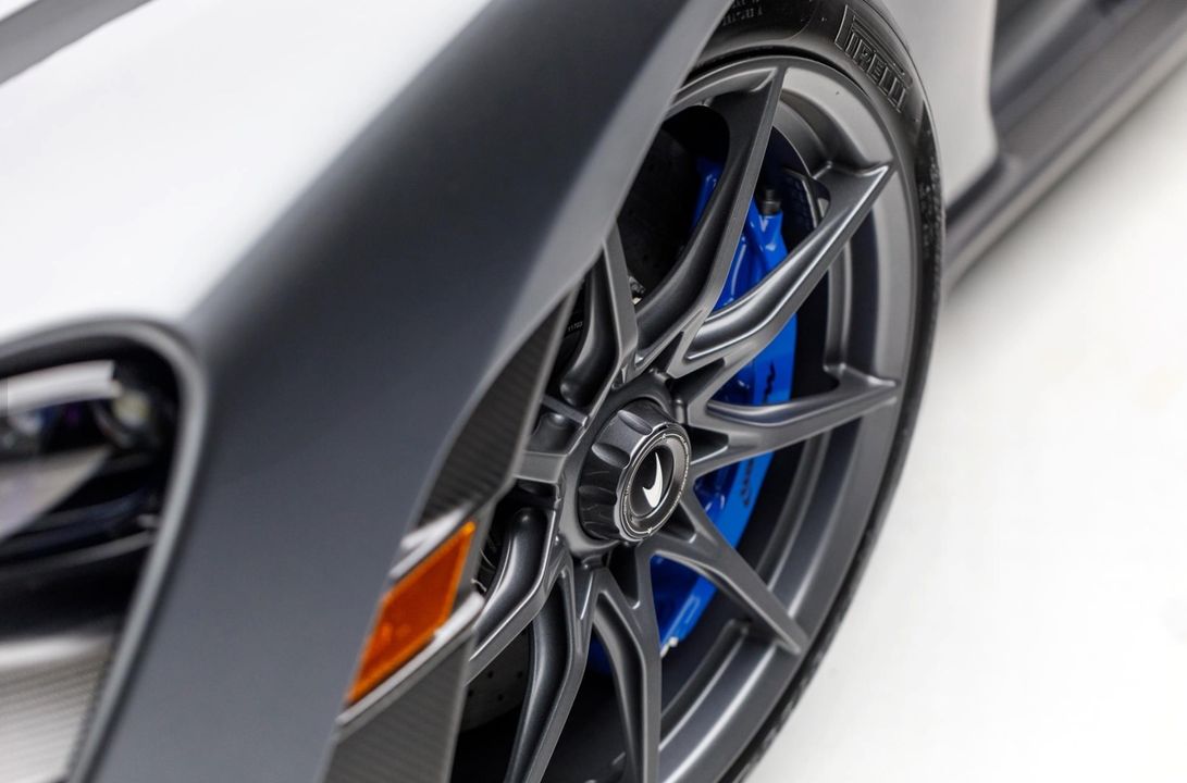2019 McLaren Senna