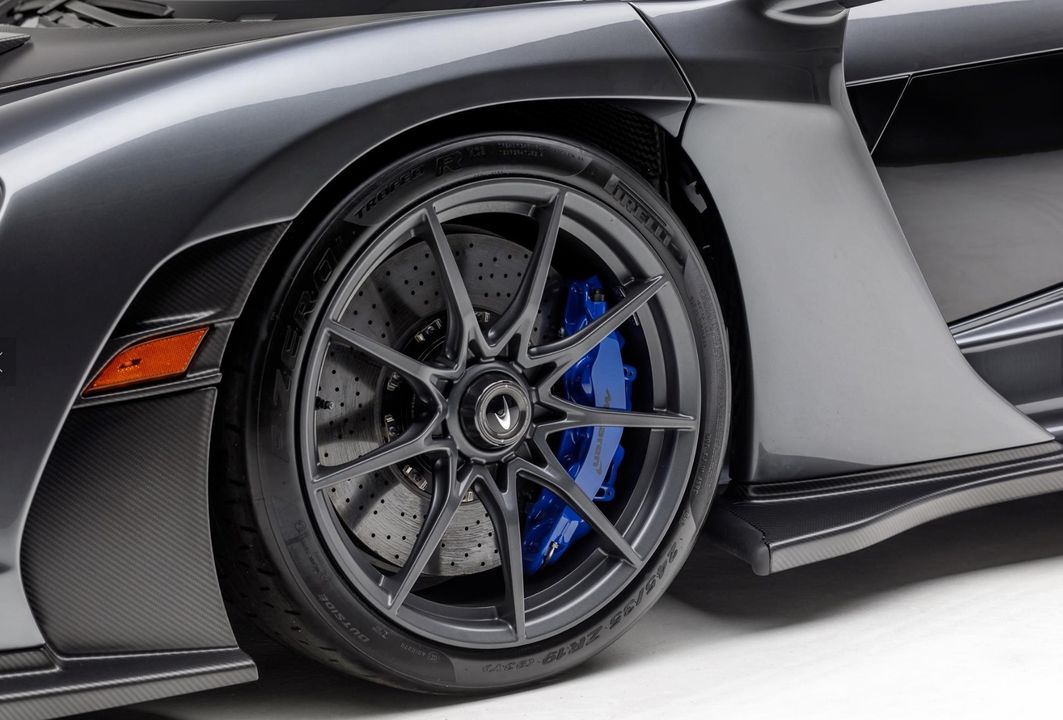 2019 McLaren Senna